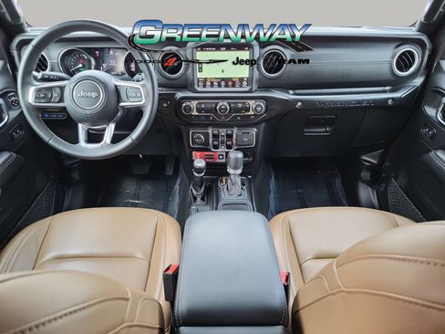 Used 2022 Jeep Wrangler Unlimited Rubicon 4xe AWD/4WD image 8