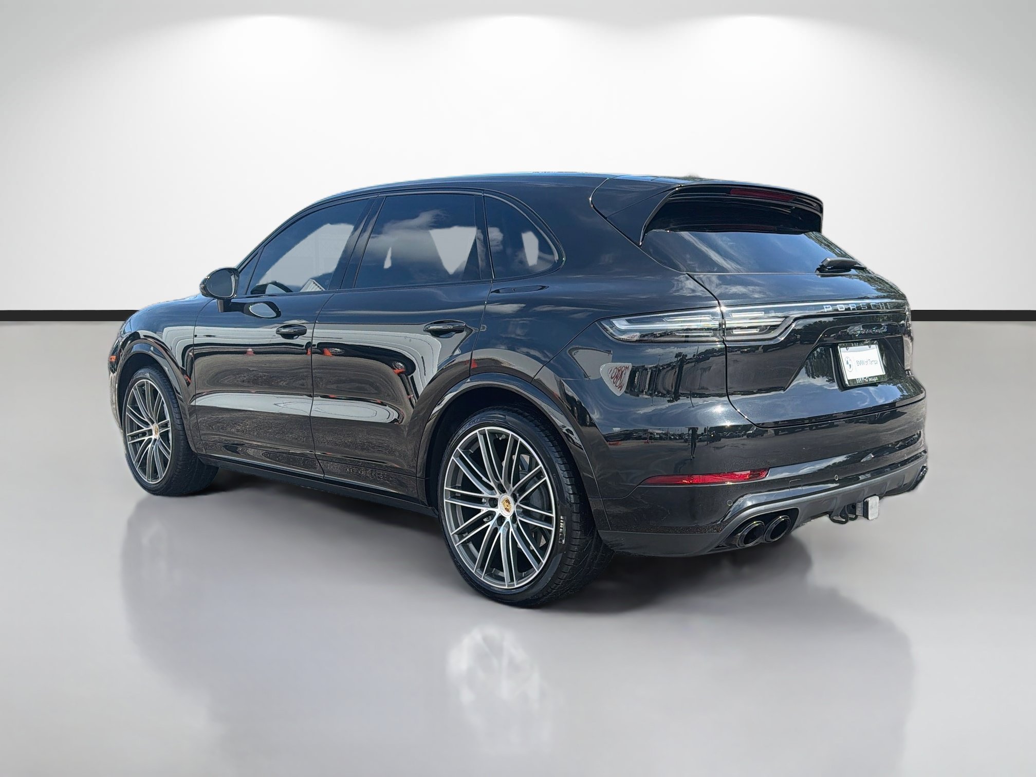 Used 2023 Porsche Cayenne Turbo AWD/4WD image 5