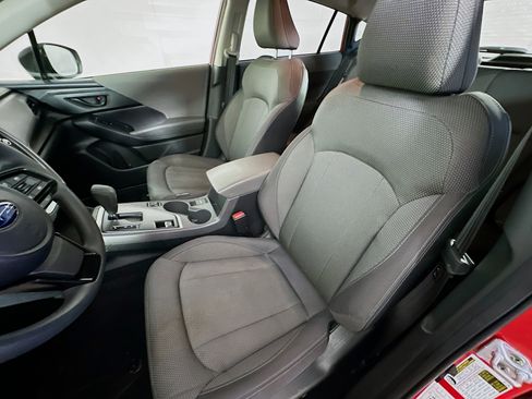 Used 2024 Subaru Crosstrek 2.0i Premium image 13