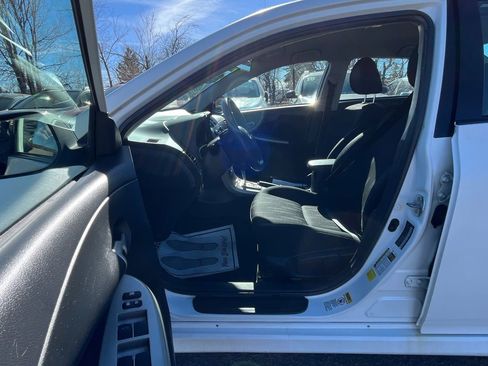 Used 2011 Toyota Corolla S image 18