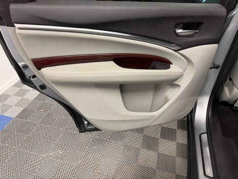 Used 2016 Acura MDX SH-AWD w/ Technology Package image 9