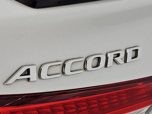 Used 2021 Honda Accord Sport Special Edition image 12