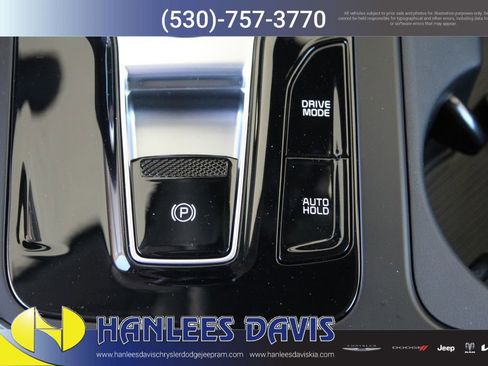 New 2026 Kia Carnival EX image 22