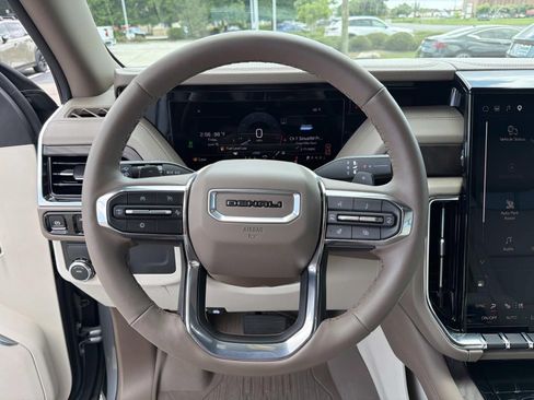 Used 2026 GMC Yukon XL Denali w/ Sun & Power Step Package RWD image 22