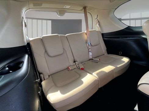 Used 2021 Nissan Armada Platinum w/ Captain's Chairs Package AWD/4WD image 30