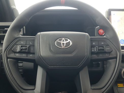 Certified 2025 Toyota Tacoma TRD Pro AWD/4WD image 21