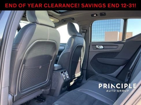 Certified 2021 Volvo XC40 P8 Recharge w/ Advanced Package image 29