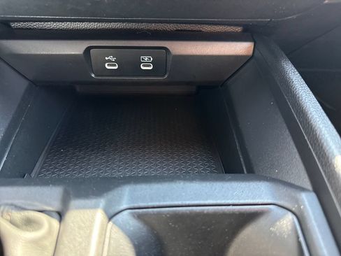 Certified 2023 Honda Accord EX image 30