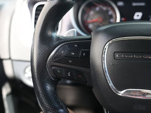 Used 2018 Dodge Charger R/T Scat Pack RWD image 32