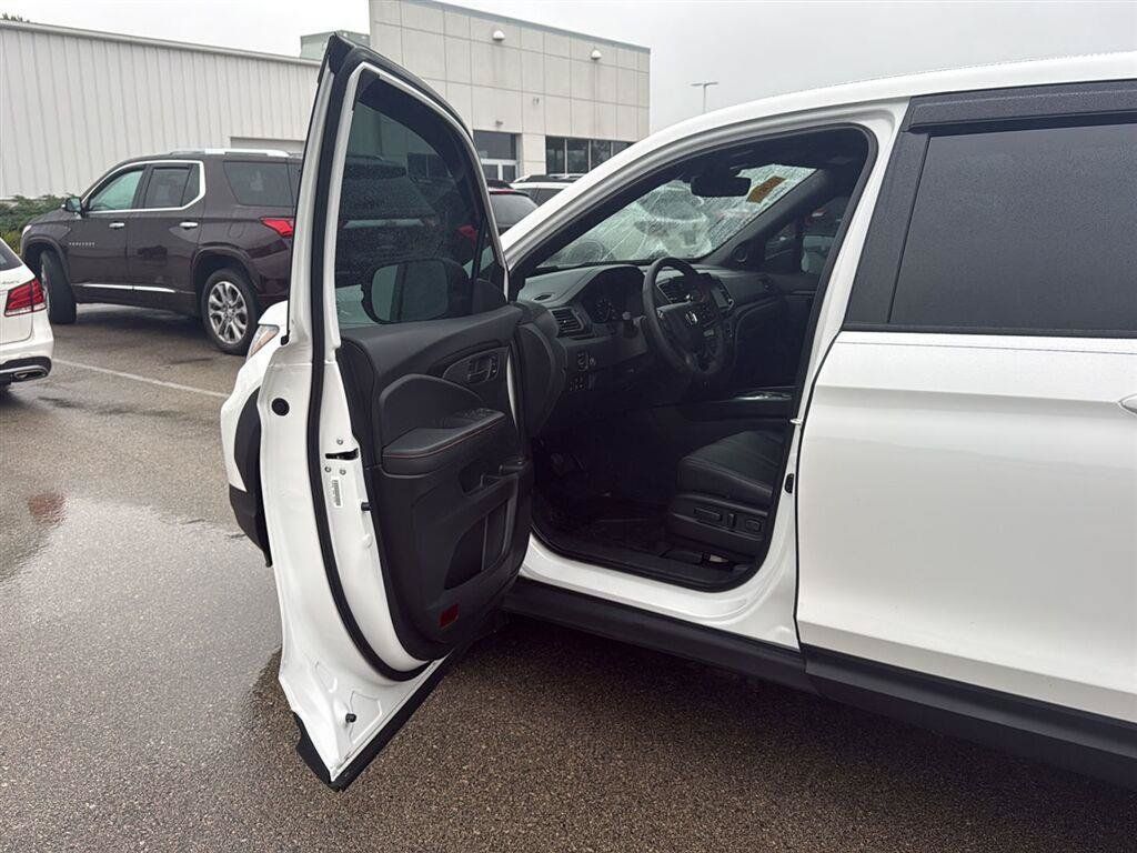 Used 2025 Honda Ridgeline TrailSport+ image 5