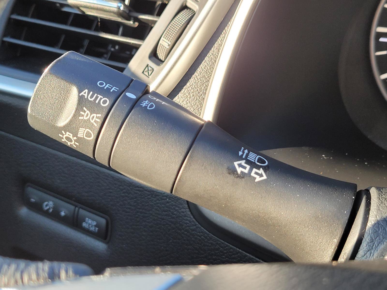 Used 2015 Nissan Murano SL w/ Cargo Package FWD image 30