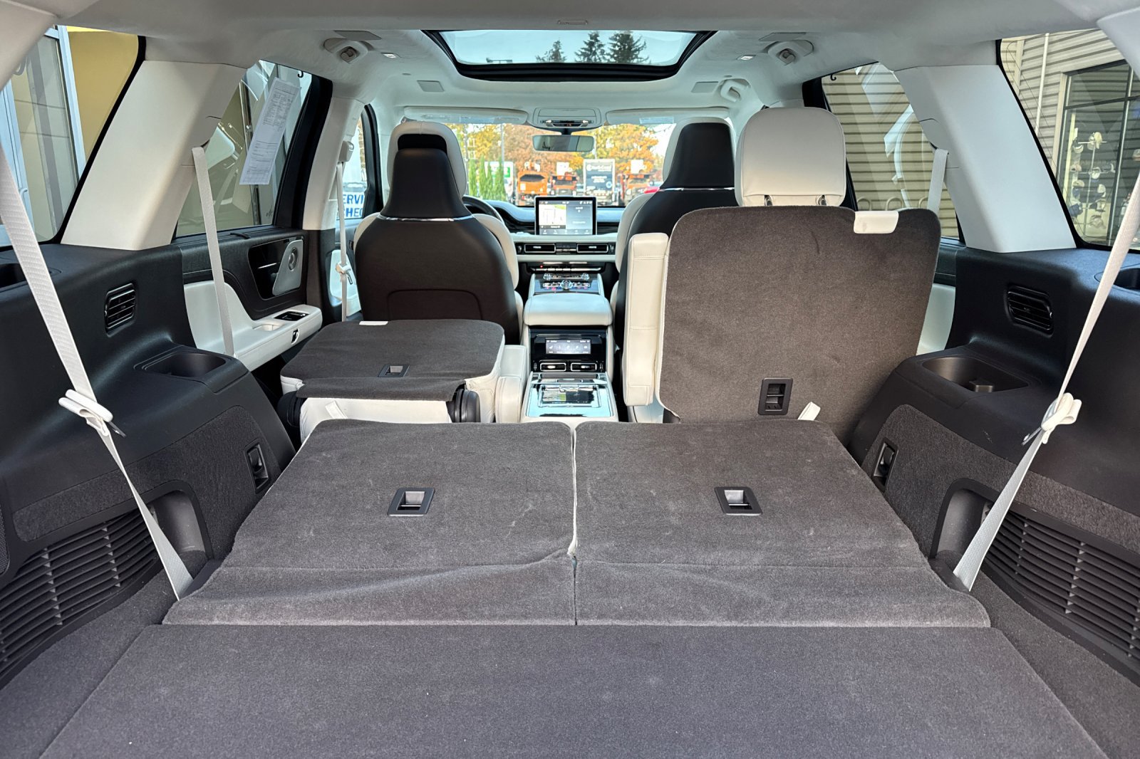 Certified 2023 Lincoln Aviator Black Label w/ Dynamic Handling Package AWD/4WD image 16