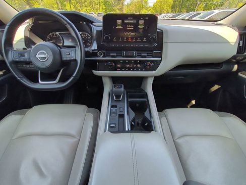 Used 2022 Nissan Pathfinder SL w/ Cargo Package FWD image 15