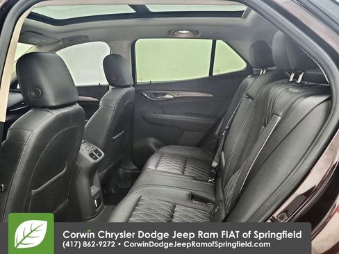 Used 2023 Buick Envision Avenir image 24