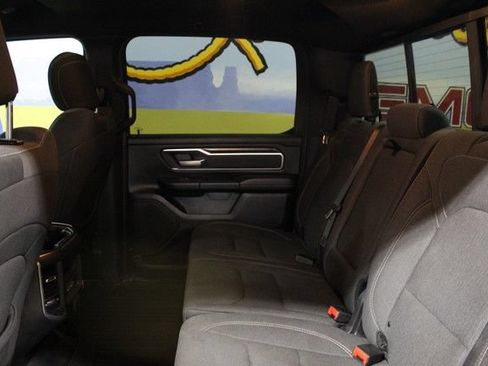 Used 2019 RAM 1500 Big Horn AWD/4WD image 14