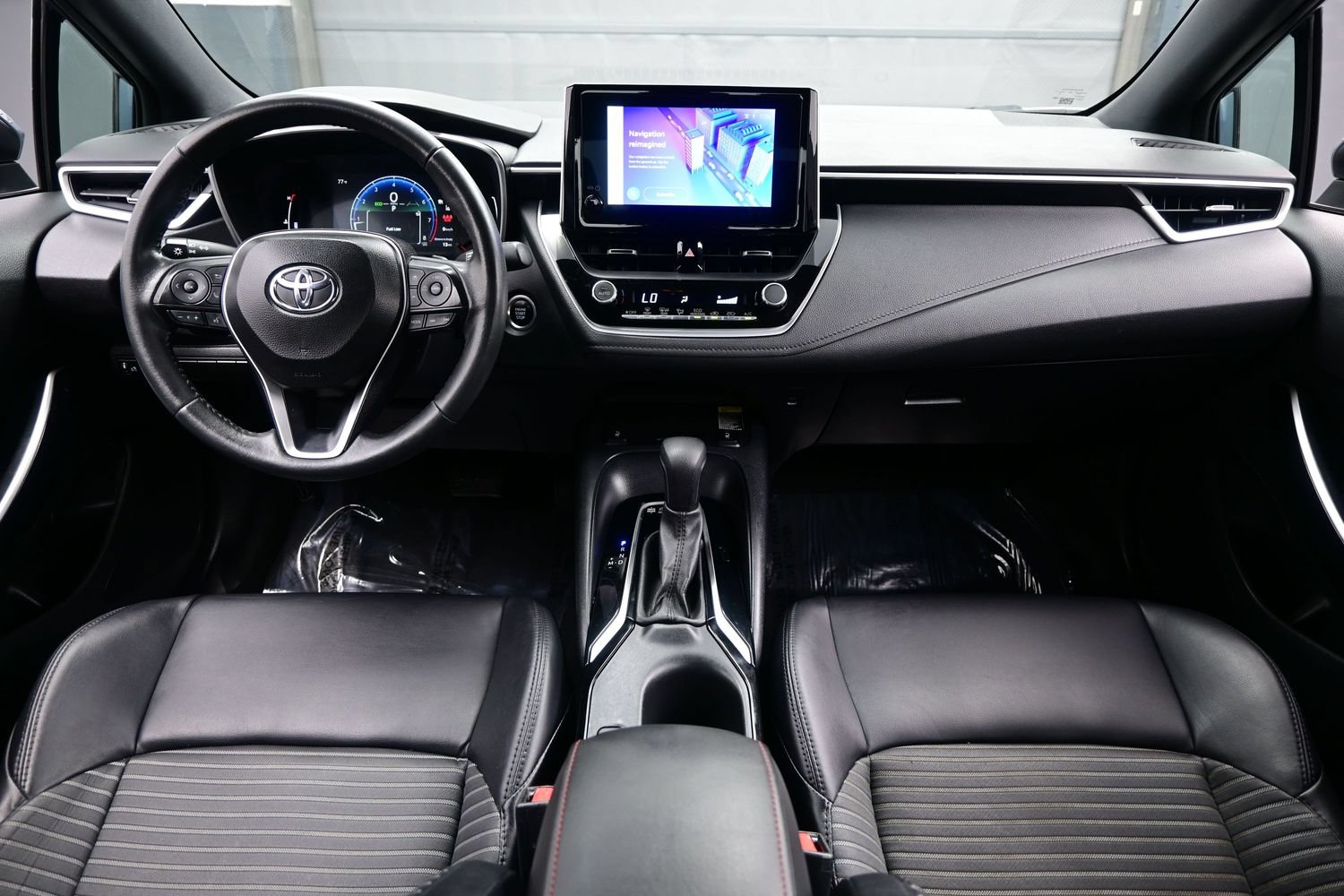 Used 2024 Toyota Corolla XSE FWD image 16