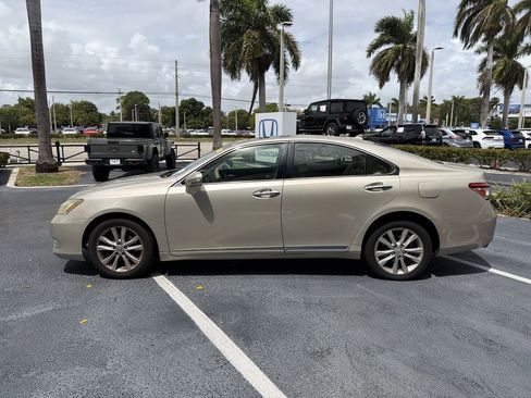 Used 2011 Lexus ES 350 image 5