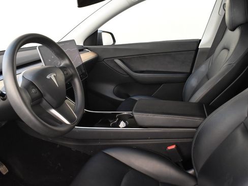 Used 2021 Tesla Model Y Long Range AWD/4WD image 15