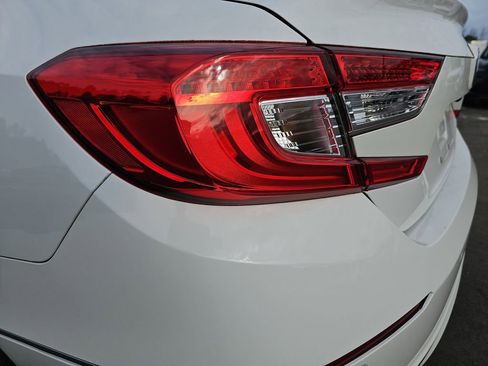 Used 2021 Honda Accord Touring image 39