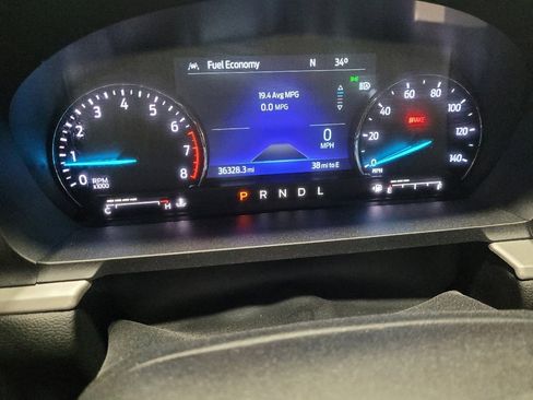 Used 2022 Ford Explorer XLT image 23