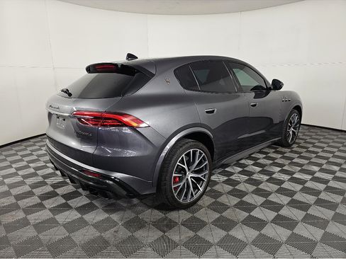Used 2023 Maserati Grecale Trofeo AWD/4WD image 6