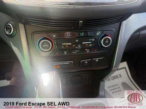 Used 2019 Ford Escape SEL AWD/4WD image 16