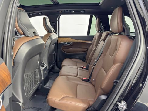 Used 2024 Volvo XC90 T8 Plus w/ Protection Package Premier image 45