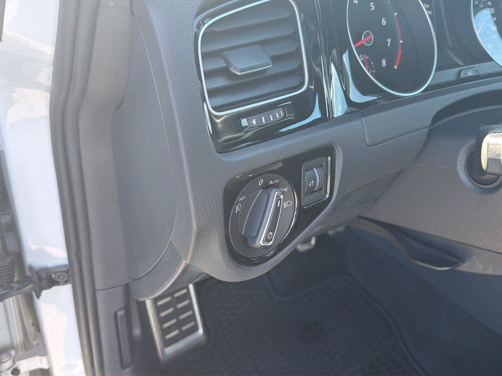 Used 2020 Volkswagen GTI S FWD image 35