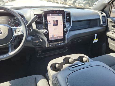New 2026 RAM 2500 Tradesman AWD/4WD image 24