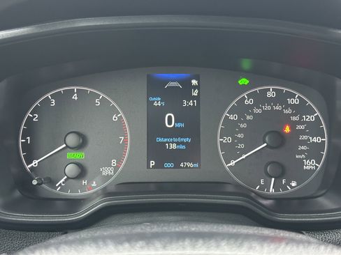 Used 2025 Toyota Corolla Cross AWD Hybrid image 38