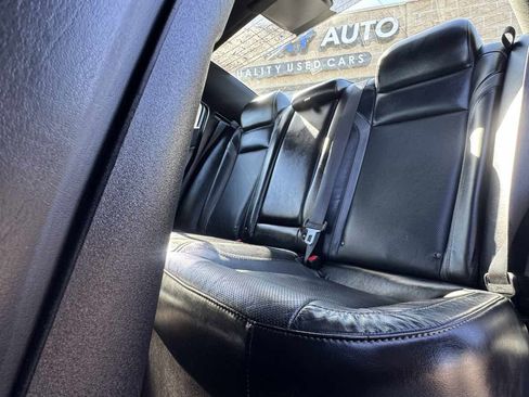 Used 2018 Dodge Charger GT image 37