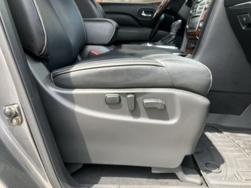 Used 2019 INFINITI QX80 Luxe RWD image 20