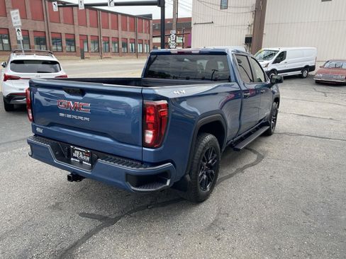 Used 2024 GMC Sierra 1500 Pro w/ Graphite Edition AWD/4WD image 6