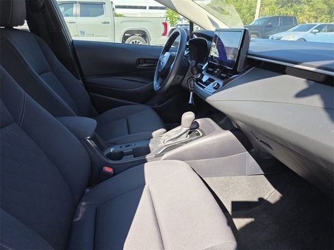 Certified 2025 Toyota Corolla LE image 13