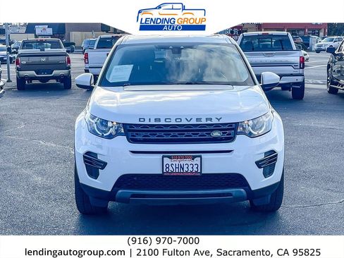 Used 2018 Land Rover Discovery Sport SE image 6