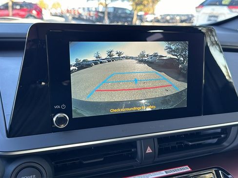 New 2026 Toyota Prius SE image 33