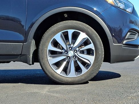 Certified 2022 Buick Encore Preferred w/ Safety Package image 8