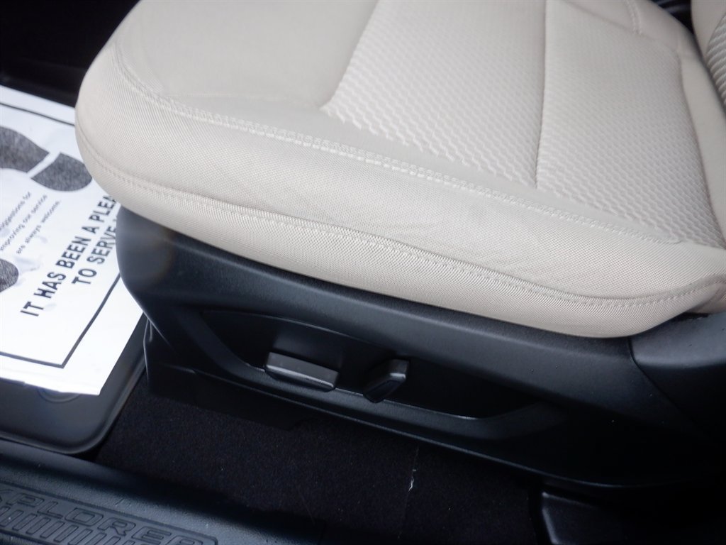 Used 2020 Ford Explorer 2WD image 16