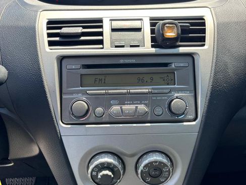 Used 2012 Toyota Yaris Sedan FWD image 12