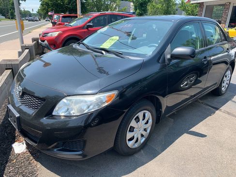 Used 2010 Toyota Corolla LE FWD image 6