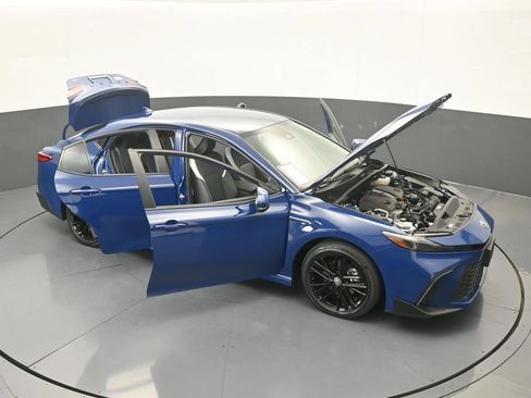 Used 2025 Toyota Camry SE FWD image 68
