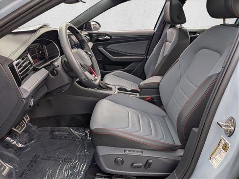 Used 2025 Volkswagen Jetta GLI Autobahn FWD image 19