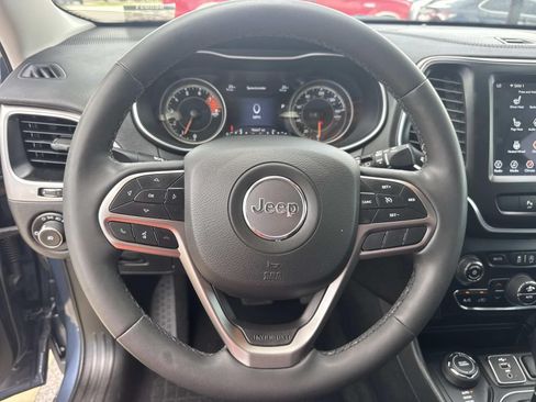 Used 2021 Jeep Cherokee Latitude Lux w/ Comfort/Convenience Group AWD/4WD image 21