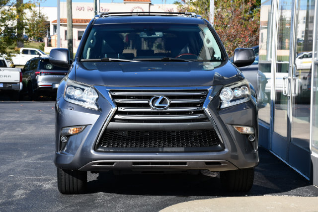 Used 2016 Lexus GX 460 Luxury AWD/4WD image 13