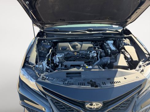 Used 2023 Toyota Camry SE image 29