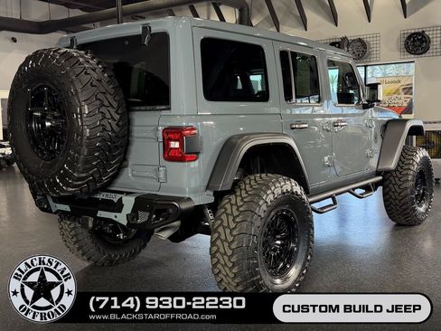 Used 2025 Jeep Wrangler Unlimited Rubicon 4xe w/ Safety Group AWD/4WD image 22