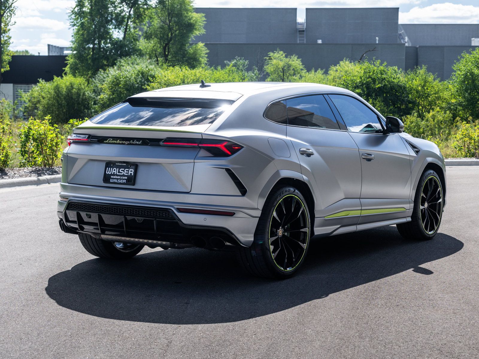 Used 2021 Lamborghini Urus AWD/4WD image 6