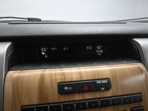 Used 2011 Ford F150 Lariat image 14