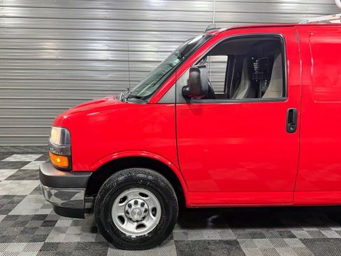 Used 2022 Chevrolet Express 2500 w/ Driver Convenience Package image 38