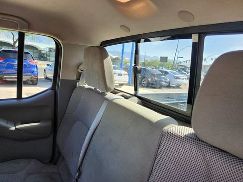 Used 2020 Nissan Frontier SV RWD image 28